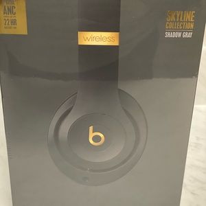 Beats by Dre  beats studio wireless headphones